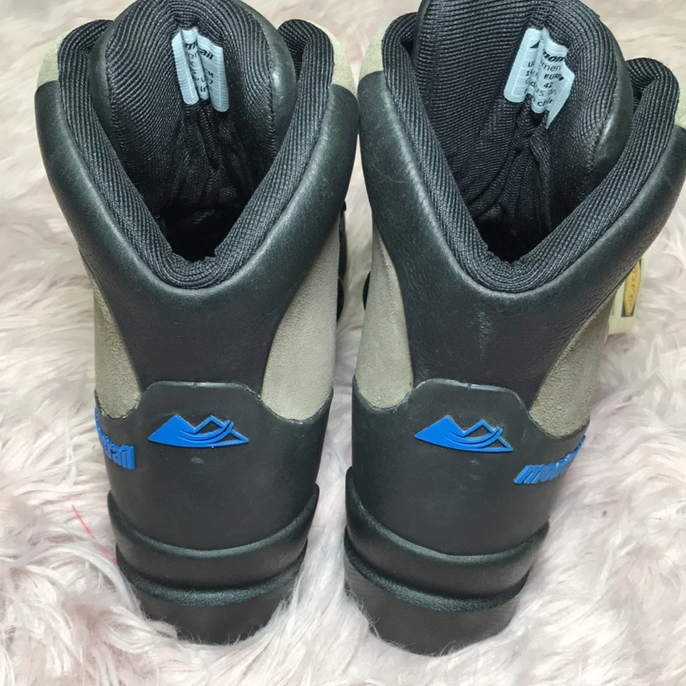 Montrail “Olympus” Hiking Boots. Women’s Sz 10 NEW!